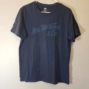 Levi’s TShirt.  LEVI STRAUS & CO.  Size L